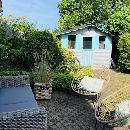 Holiday home Comfortable Ouddorp